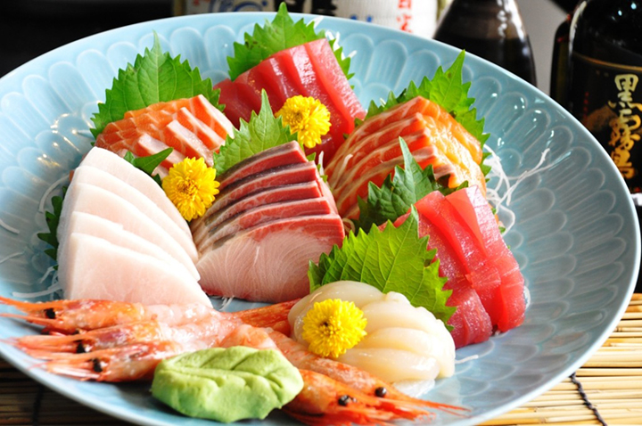 Tận hưởng sashimi Nhật Bản đúng vị