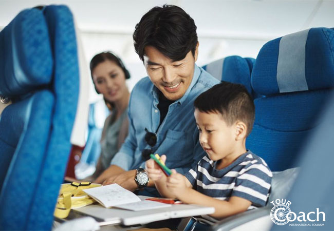 Những điều cha mẹ cần biết khi mang trẻ nhỏ lên máy bay